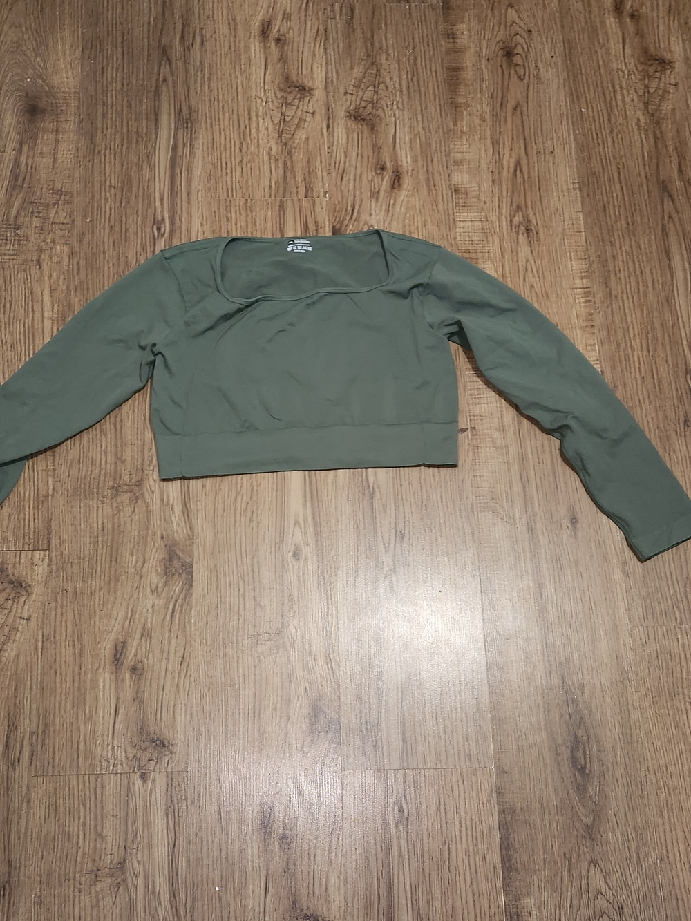 Source Unknown Olive Green Long Sleeve Crop Top